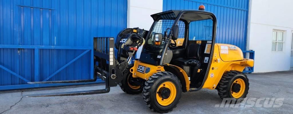 JCB 520-40 Телескопични товарачи