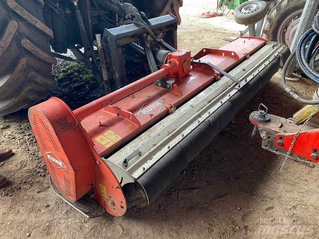 Kuhn BP 305 Трошачки
