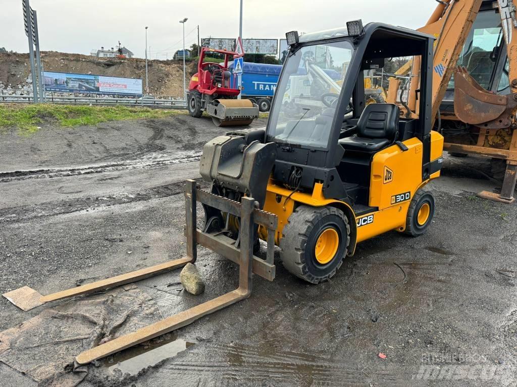 JCB TD30D TELETRUCK Телескопични товарачи