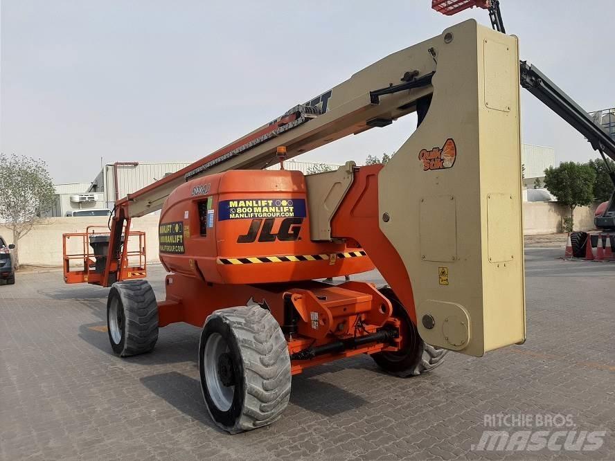 JLG 800AJ Съчленени стрелови подемници