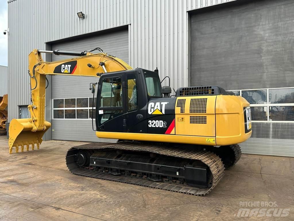 CAT 320D2 Верижен екскаватор