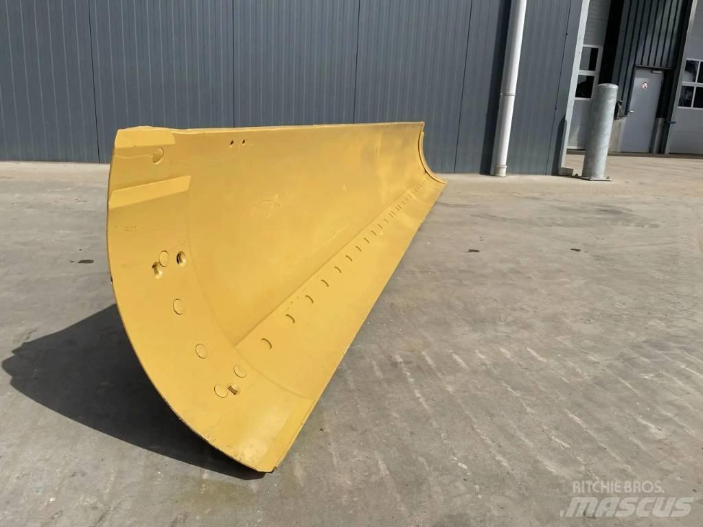 CAT 140G Moldboard Остриета