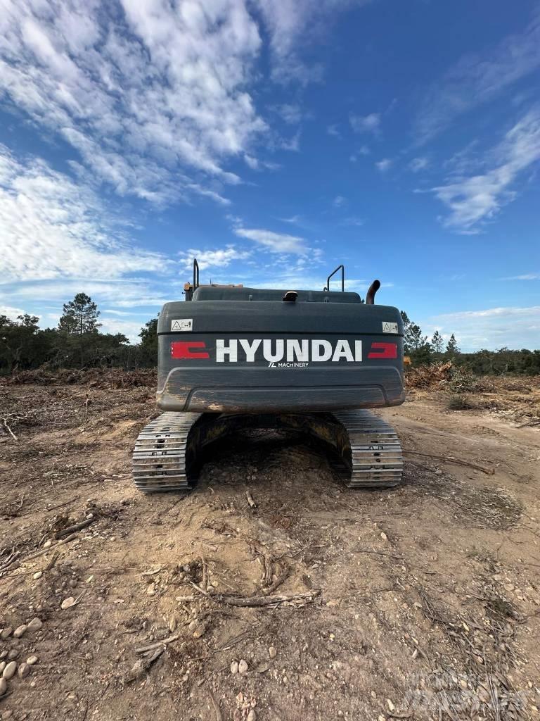 Hyundai HX 260 L Верижен екскаватор