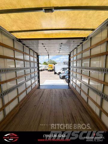 Freightliner M2 Други