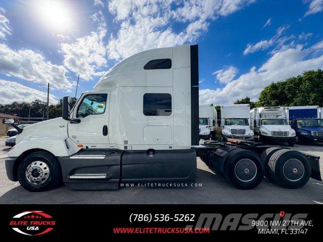 International LT Други