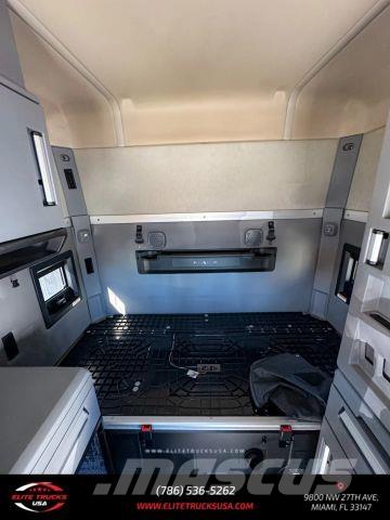 Mack Anthem Влекачи