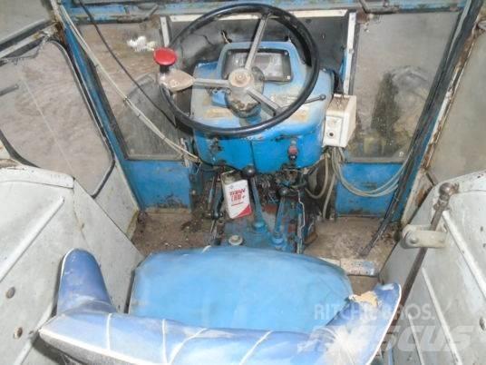Ford 7600 7600 Трактори