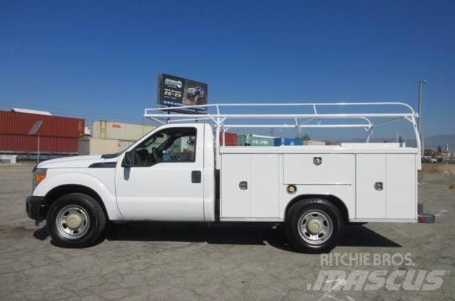 Ford F350 Автомобили за пътна помощ