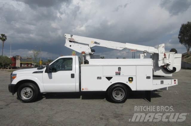 Ford F350 Автомобили за пътна помощ
