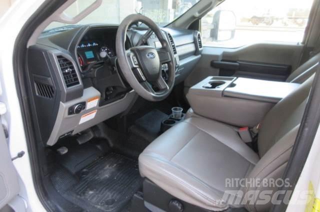 Ford F450 Автомобили за пътна помощ