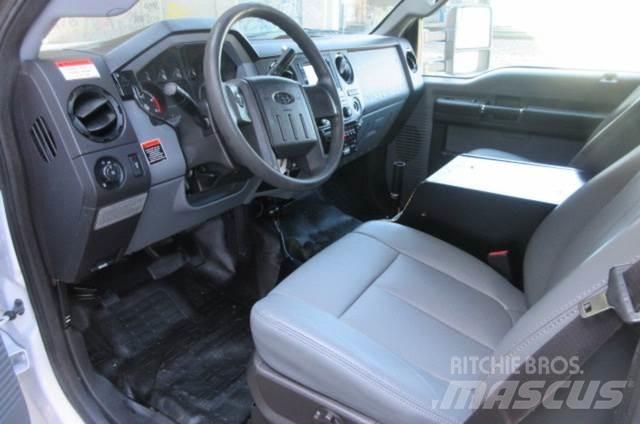 Ford F550 Автомобили за пътна помощ