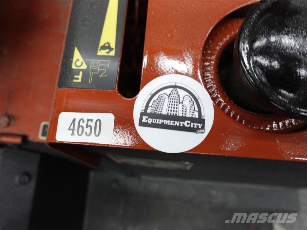 Ditch Witch 3700 Изкопни машини