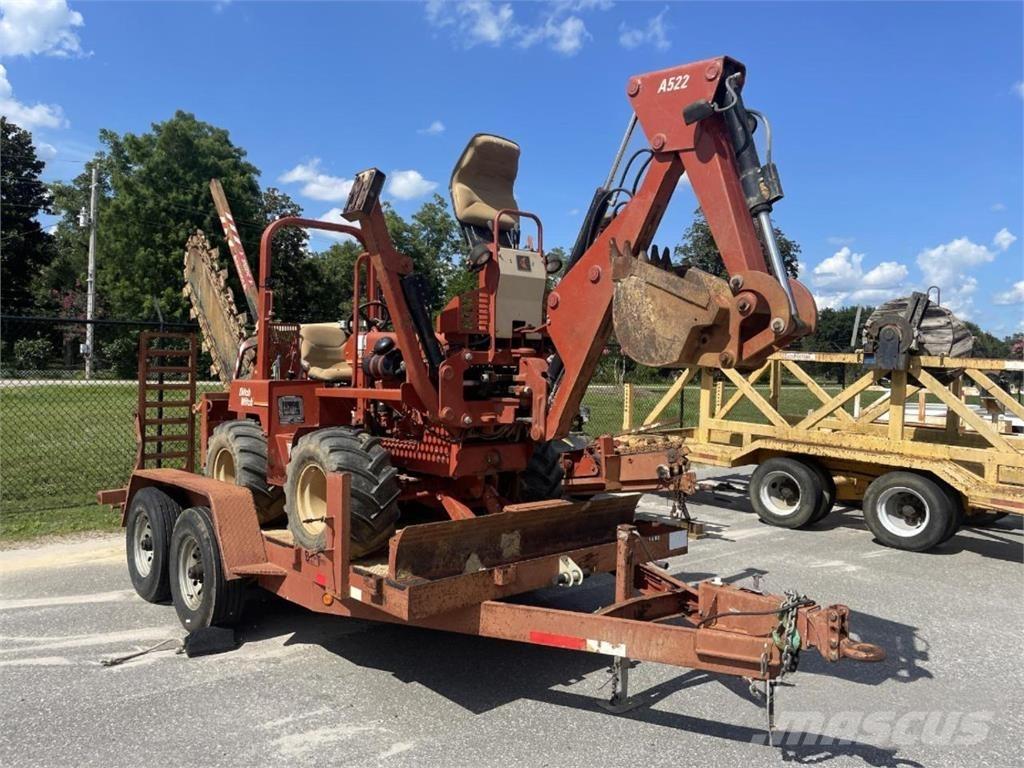 Ditch Witch 5700 Изкопни машини