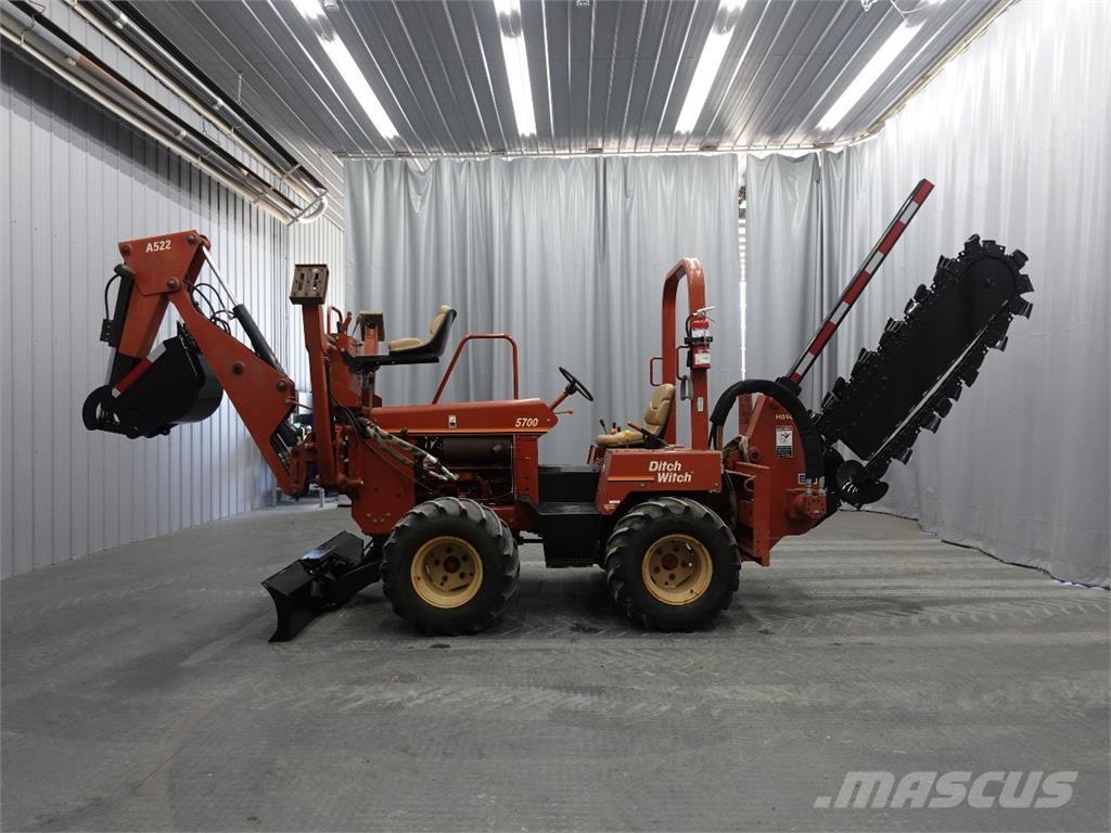 Ditch Witch 5700 Изкопни машини