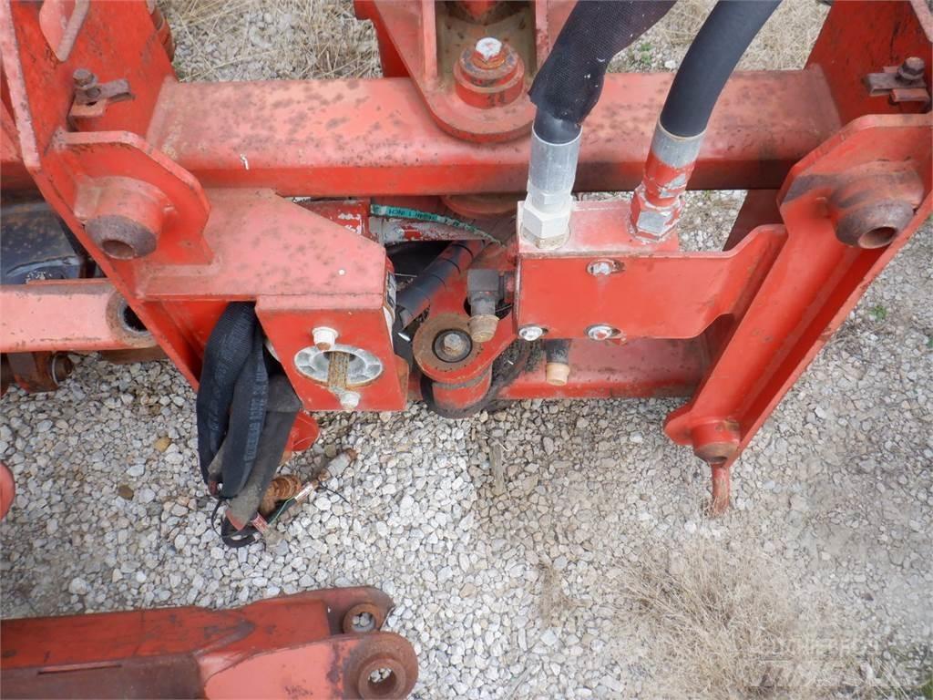 Ditch Witch M730 Плуг