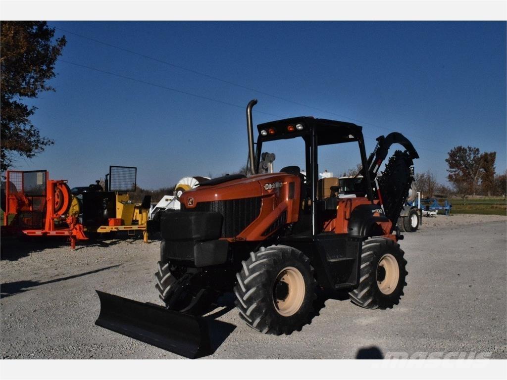 Ditch Witch RT100 Изкопни машини