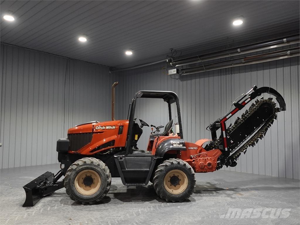 Ditch Witch RT100 Изкопни машини