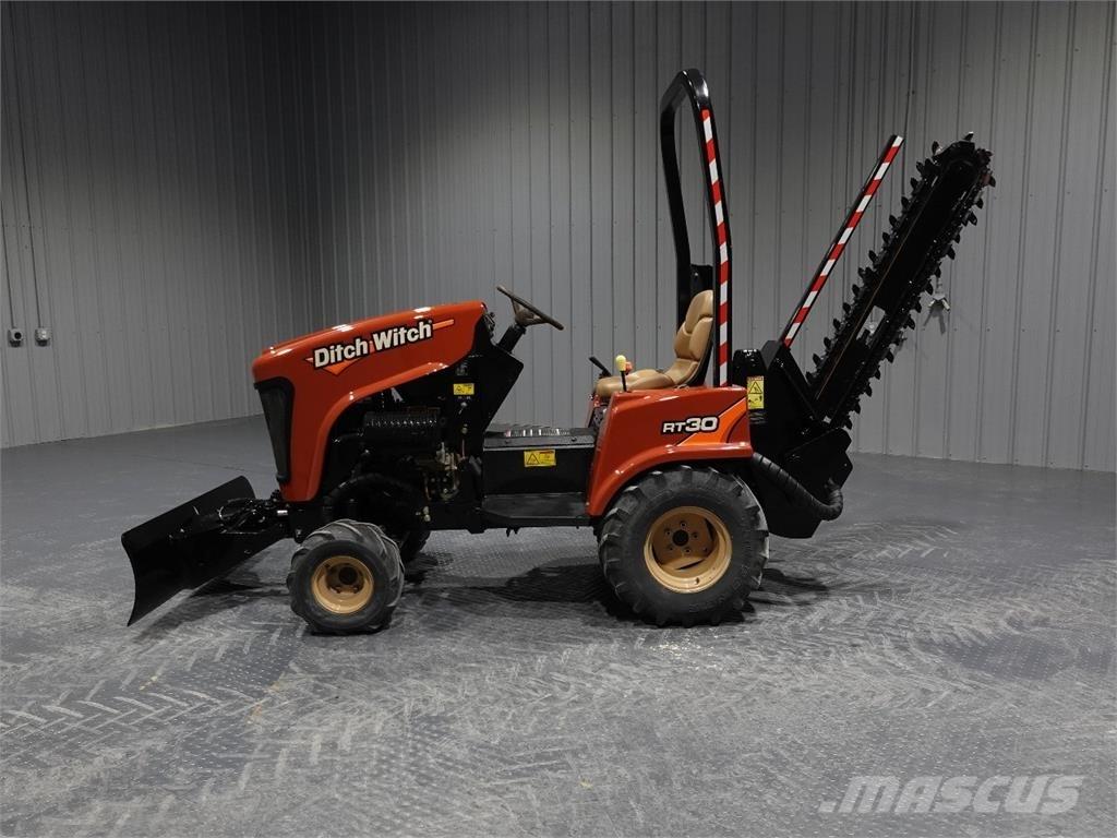 Ditch Witch RT30 Изкопни машини