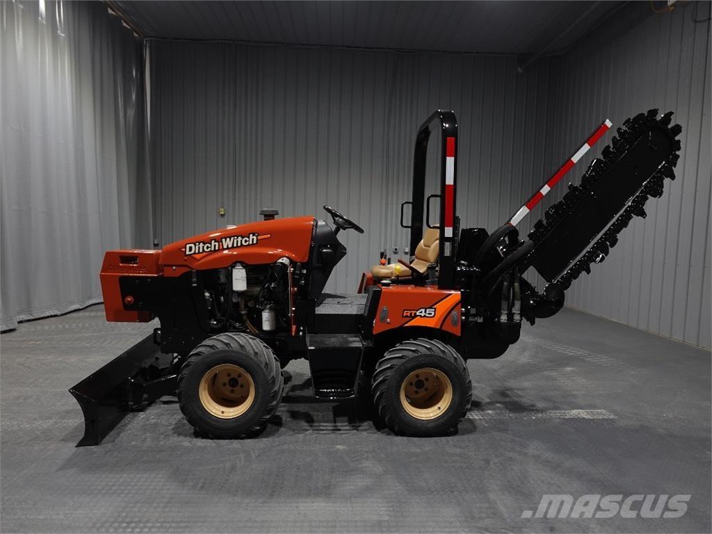 Ditch Witch rt45 Изкопни машини