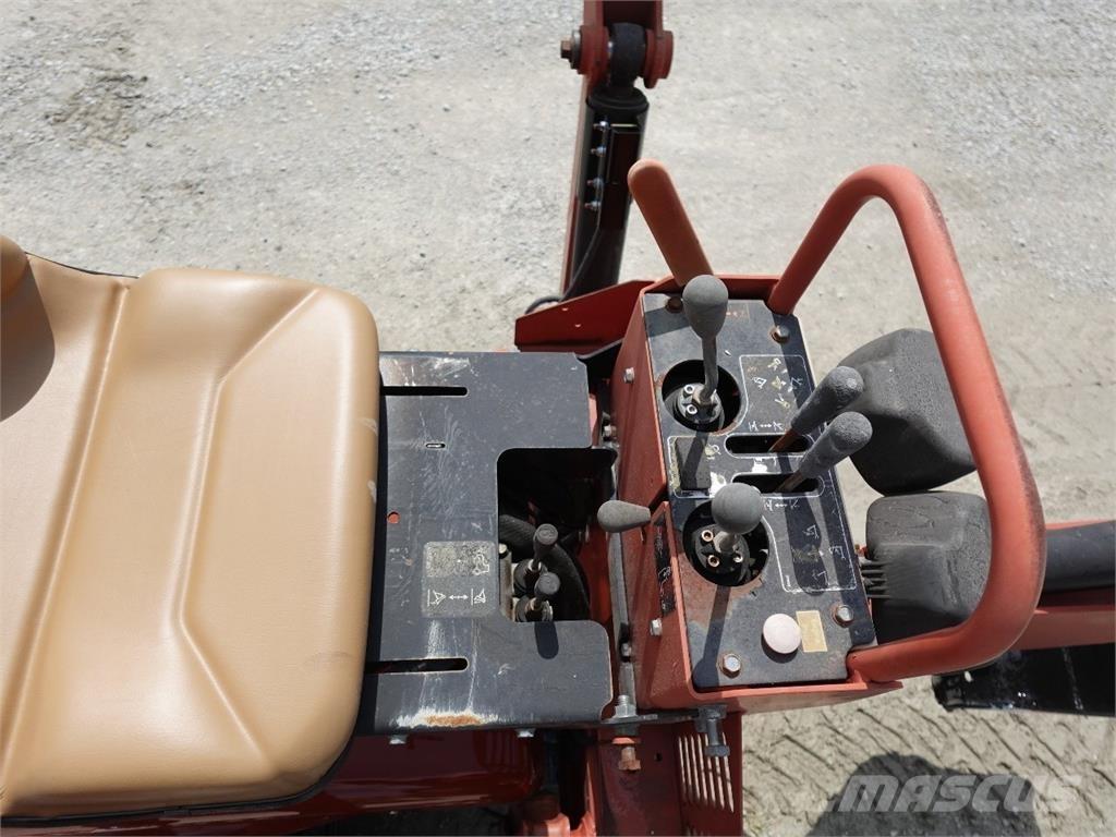 Ditch Witch rt45 Изкопни машини