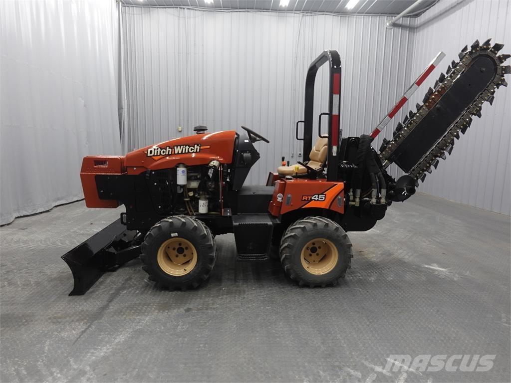 Ditch Witch rt45 Изкопни машини