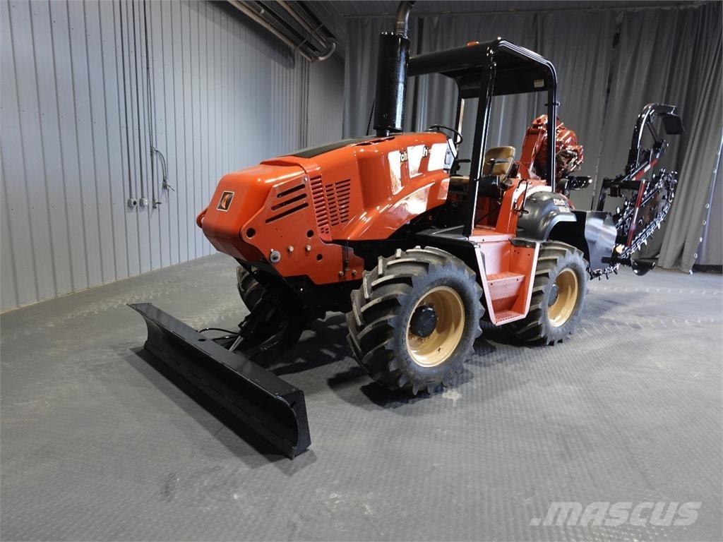 Ditch Witch RT95 Изкопни машини