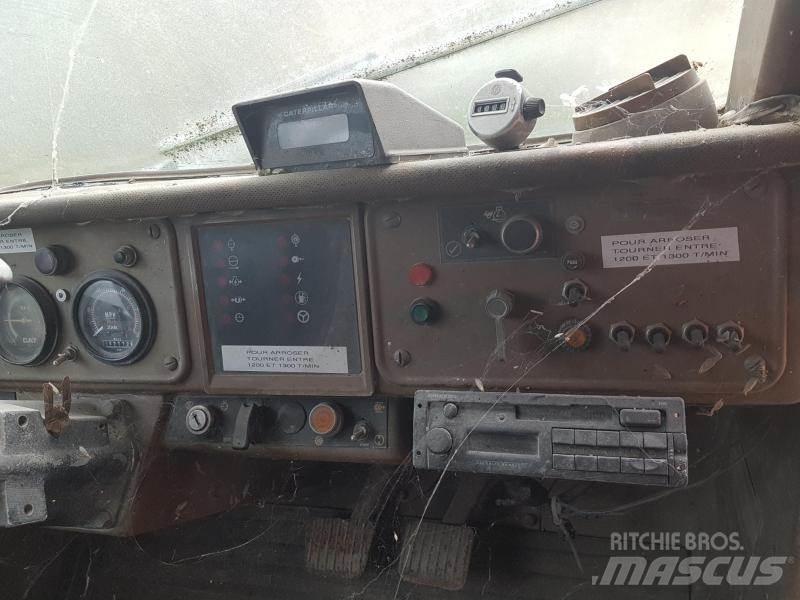CAT 777 Твърди самосвали
