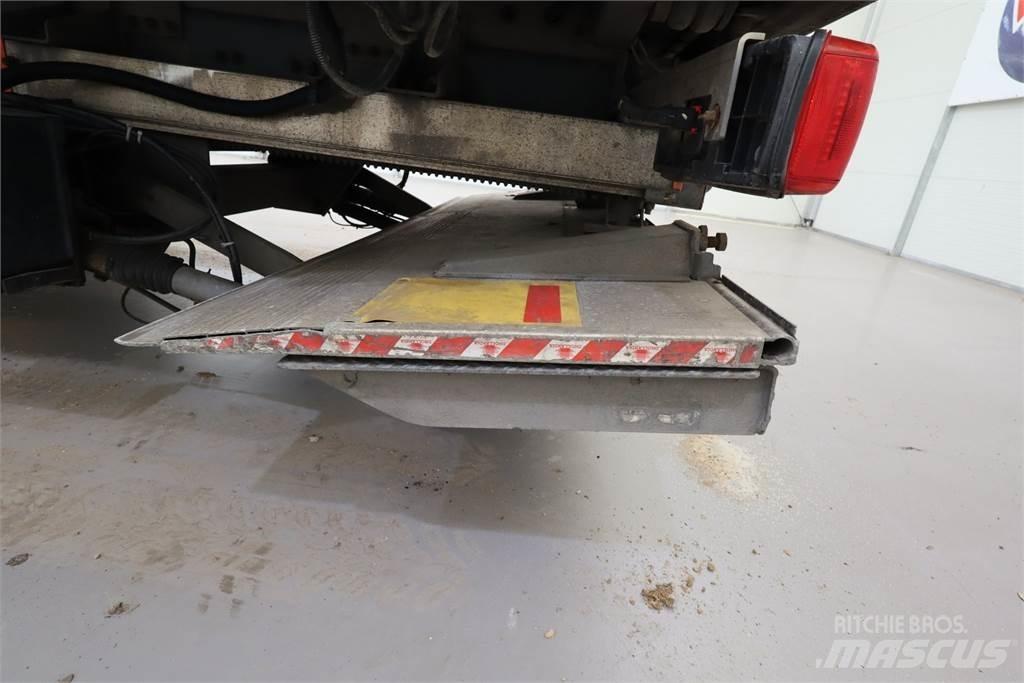 DAF CF370 Хладилни контейнери