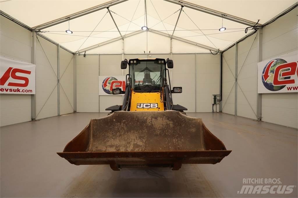 JCB 411 WHEEL LOADER Сеялки