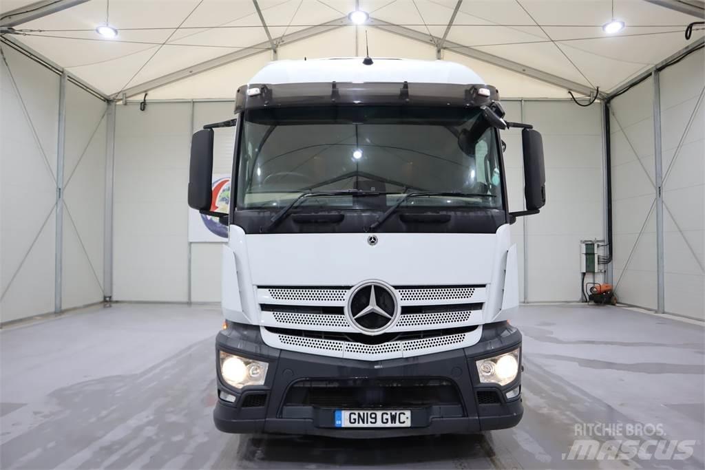 Mercedes-Benz Actros 1840 Влекачи