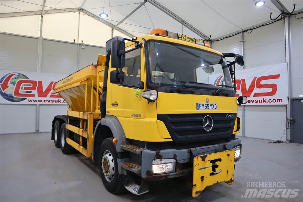 Mercedes-Benz AXOR 2629 Машина за разпръскване на луга
