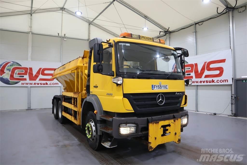 Mercedes-Benz AXOR 2629 Машина за разпръскване на луга
