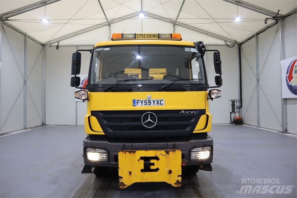 Mercedes-Benz AXOR 2629 Машина за разпръскване на луга
