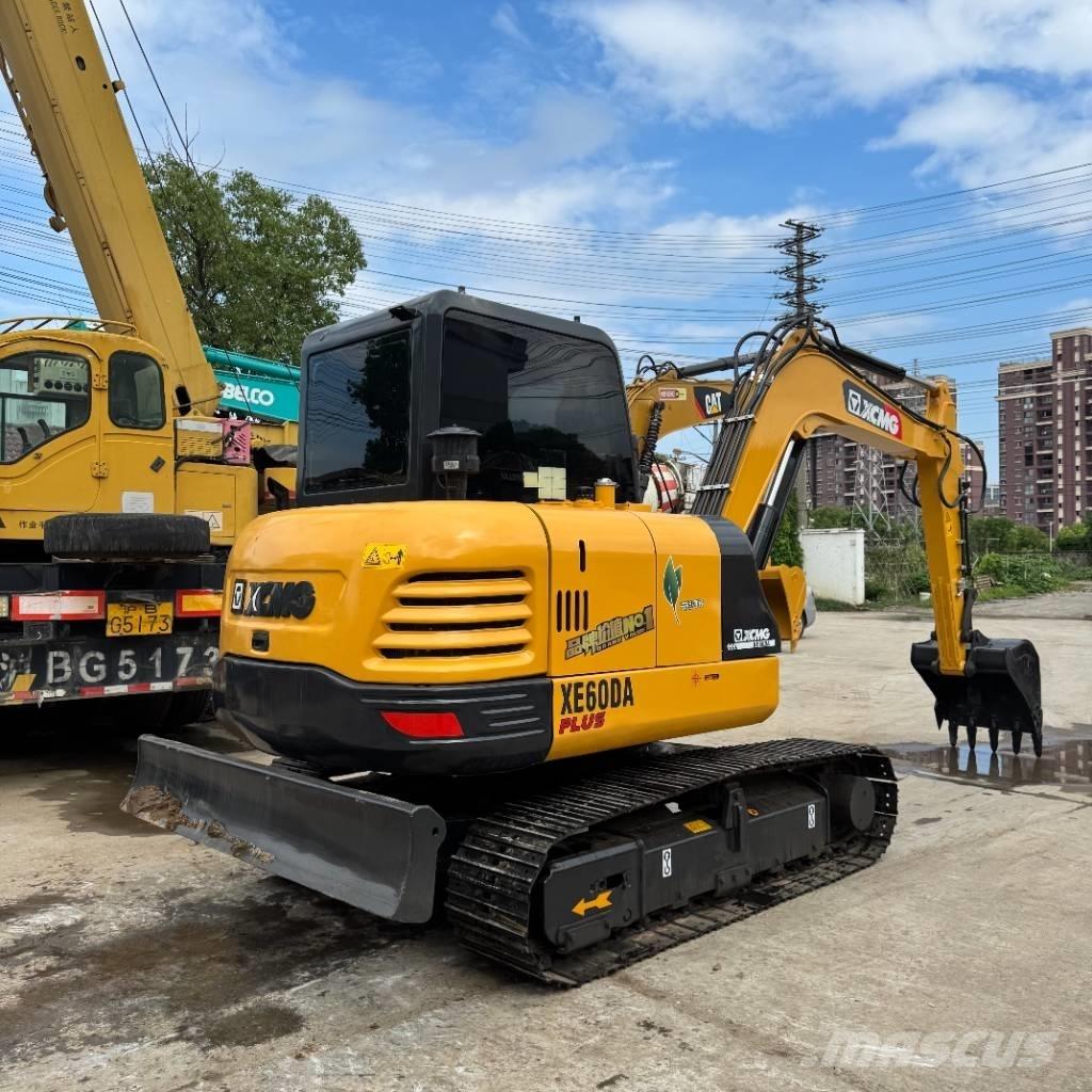 XCMG XE 60 DA Верижен екскаватор