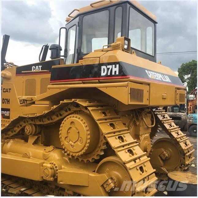CAT D7H Верижни булдозери
