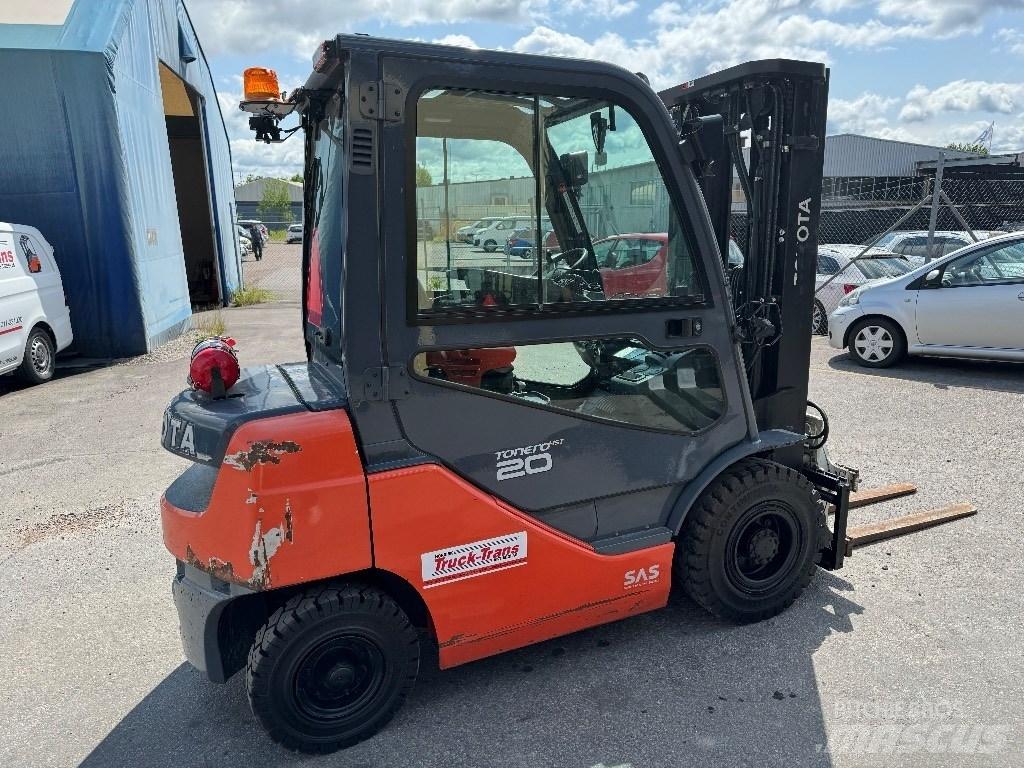 Toyota 06-8FD20F Дизелови камиони
