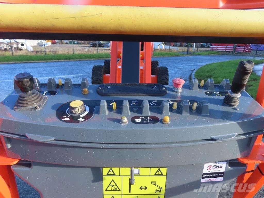 JLG 660 SJ Телескопични повдигачи
