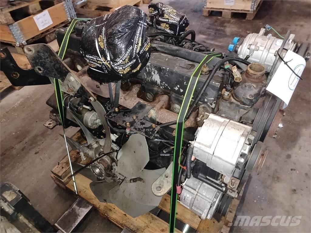 Komatsu 860.4 Двигатели