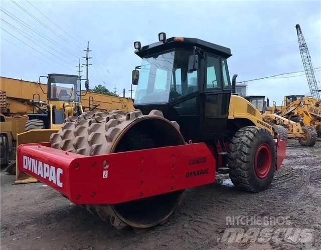 Dynapac CA 602 D Еднобарабанни ролки
