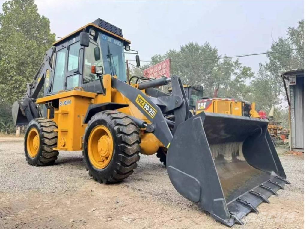 XCMG WZ 30-25 Товарач със заден ексватор