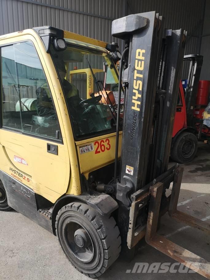 Hyster H 2.5 FT LPG Камиони с АГУ
