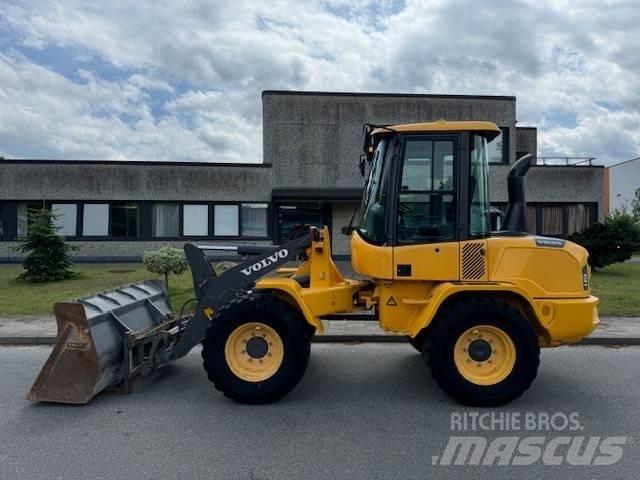 Volvo L 35 G Колесни товарачи