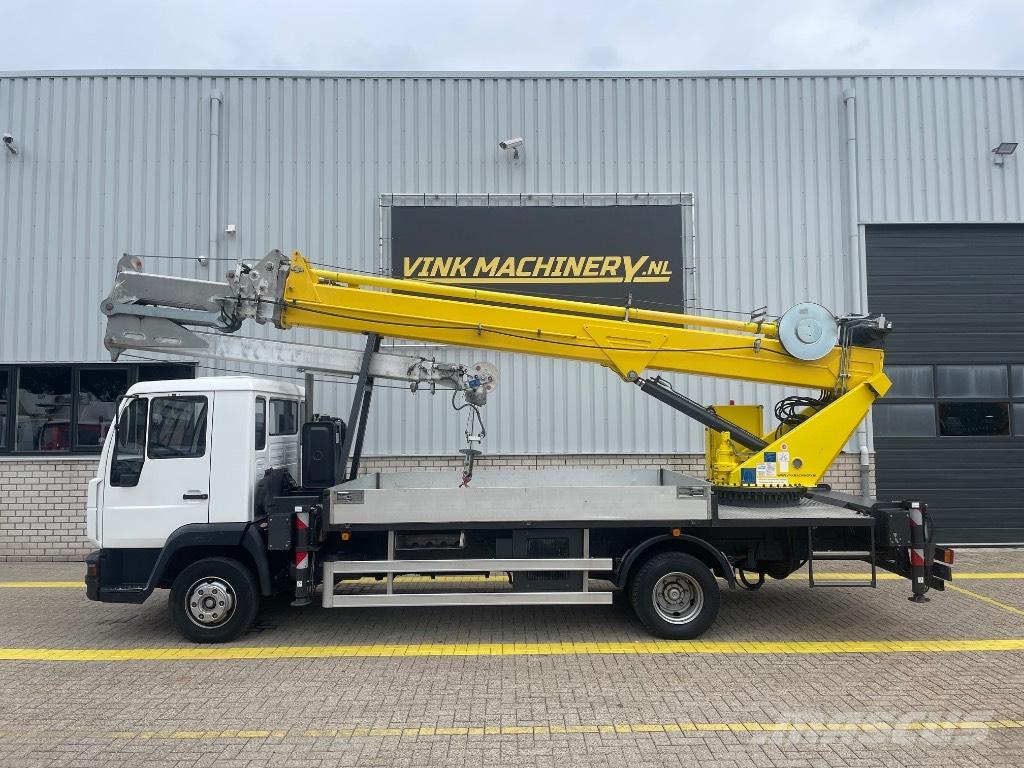 Böcker AK 32/1500 Всъдеходни кранове