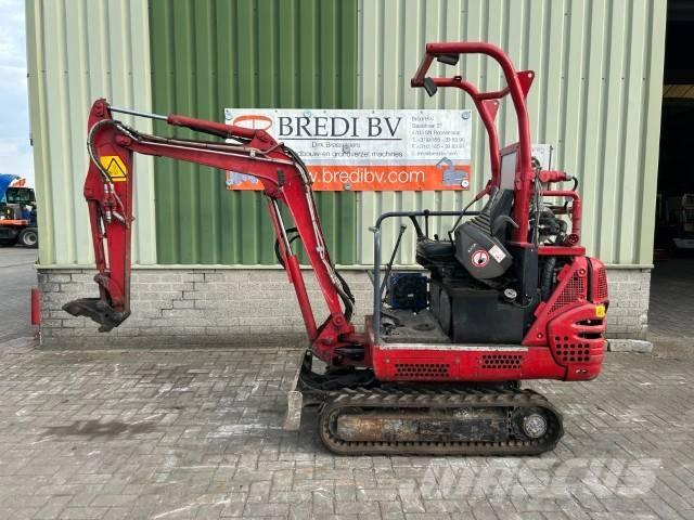 Airman AX 16-3 Верижен екскаватор