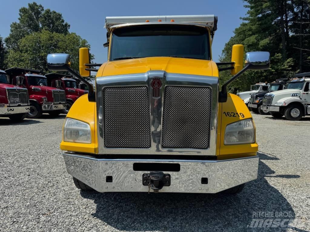 Kenworth T 880 Самосвал