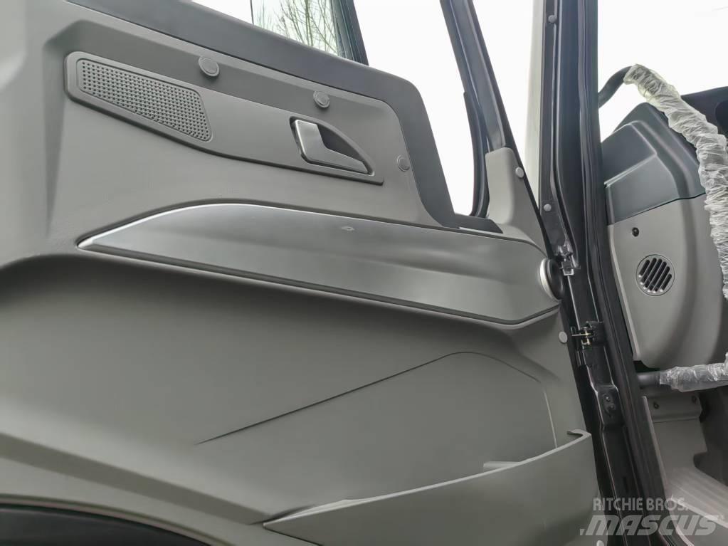 Howo 371 8X4 Странични самосвали