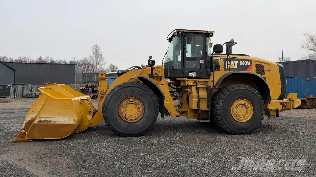CAT 980 M Колесни товарачи
