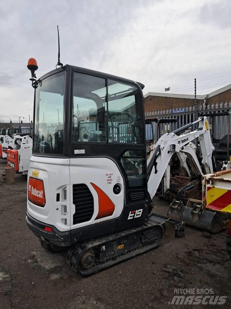 Bobcat E19 cabin Мини екскаватори < 7 т