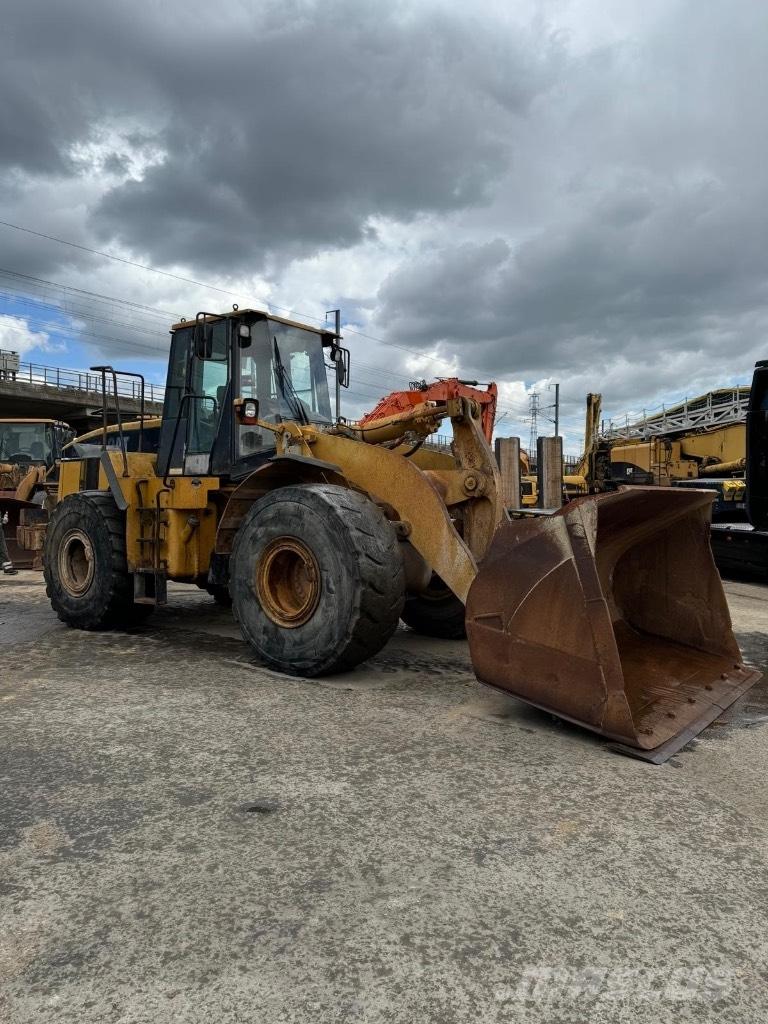 CAT 966 G Колесни товарачи