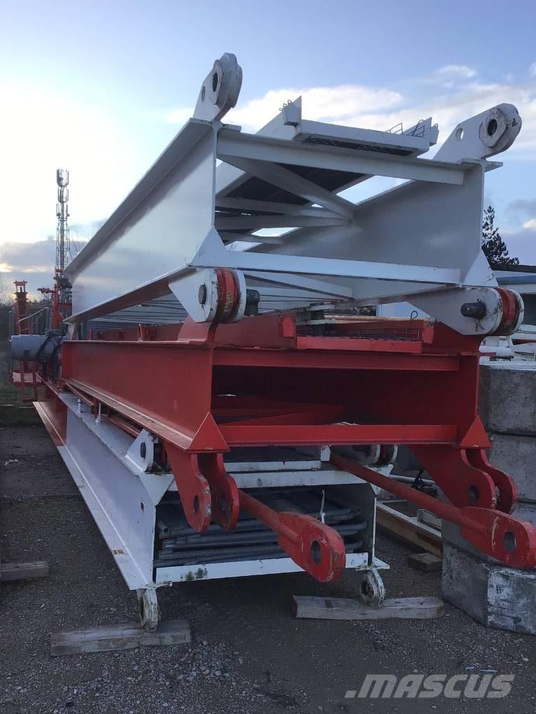 Potain MD365BL12 Мачтови кранове